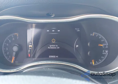 2014 Jeep Grand Cherokee Laredo z USA, uszkodzony, nr VIN 1C4RJEAG5EC573852